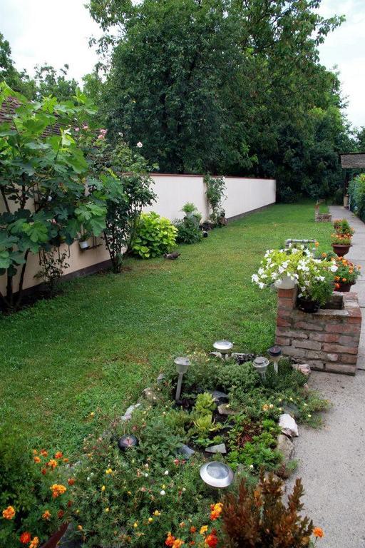 Setnik Guesthouse Valpovo Экстерьер фото