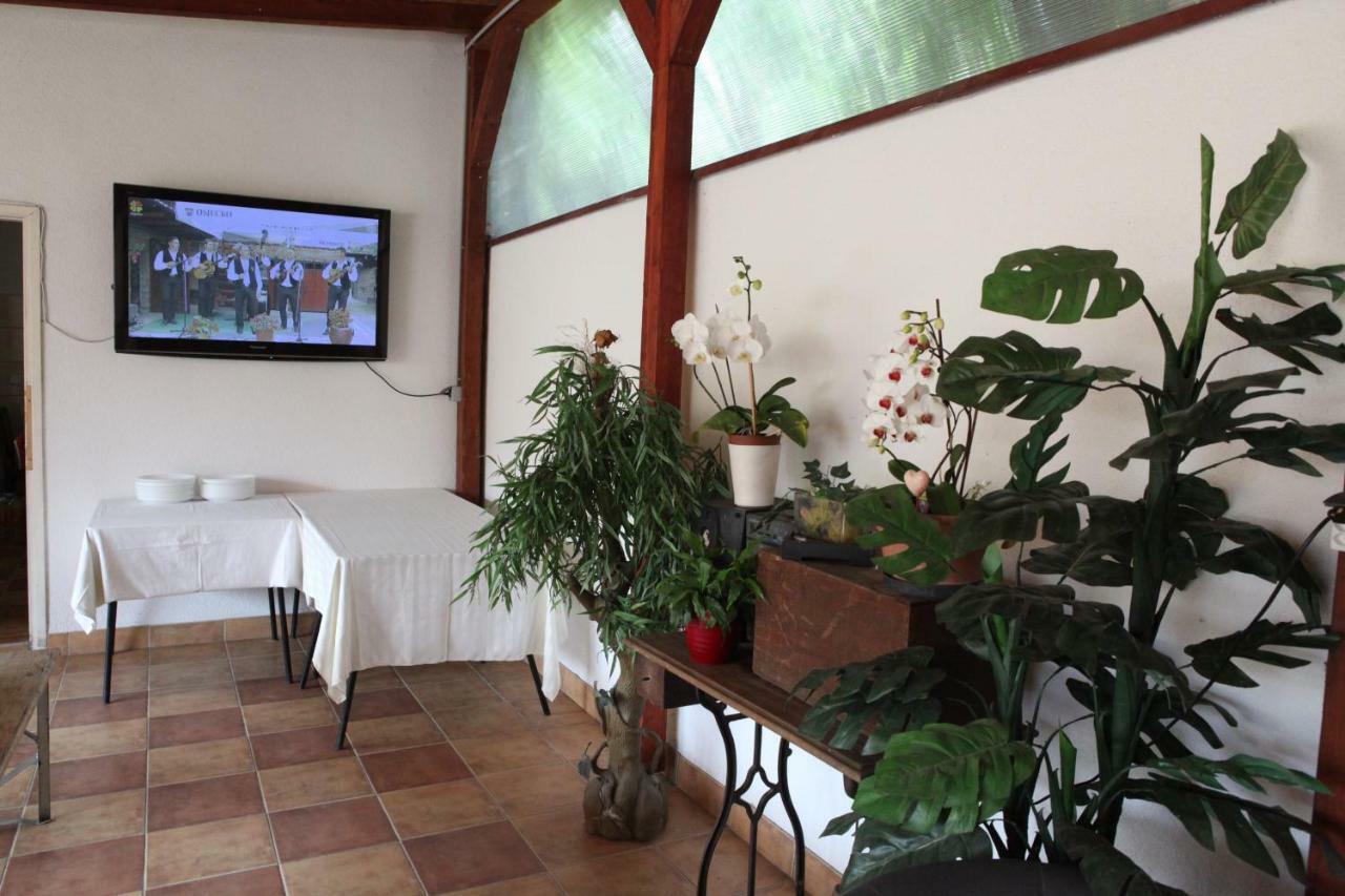 Setnik Guesthouse Valpovo Экстерьер фото